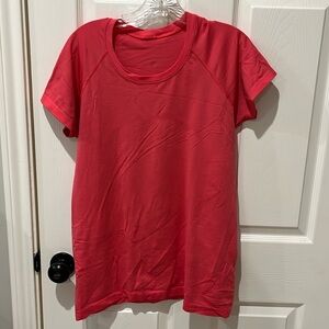Lululemon Swiftly Tech short sleeve size 10 pink glaze